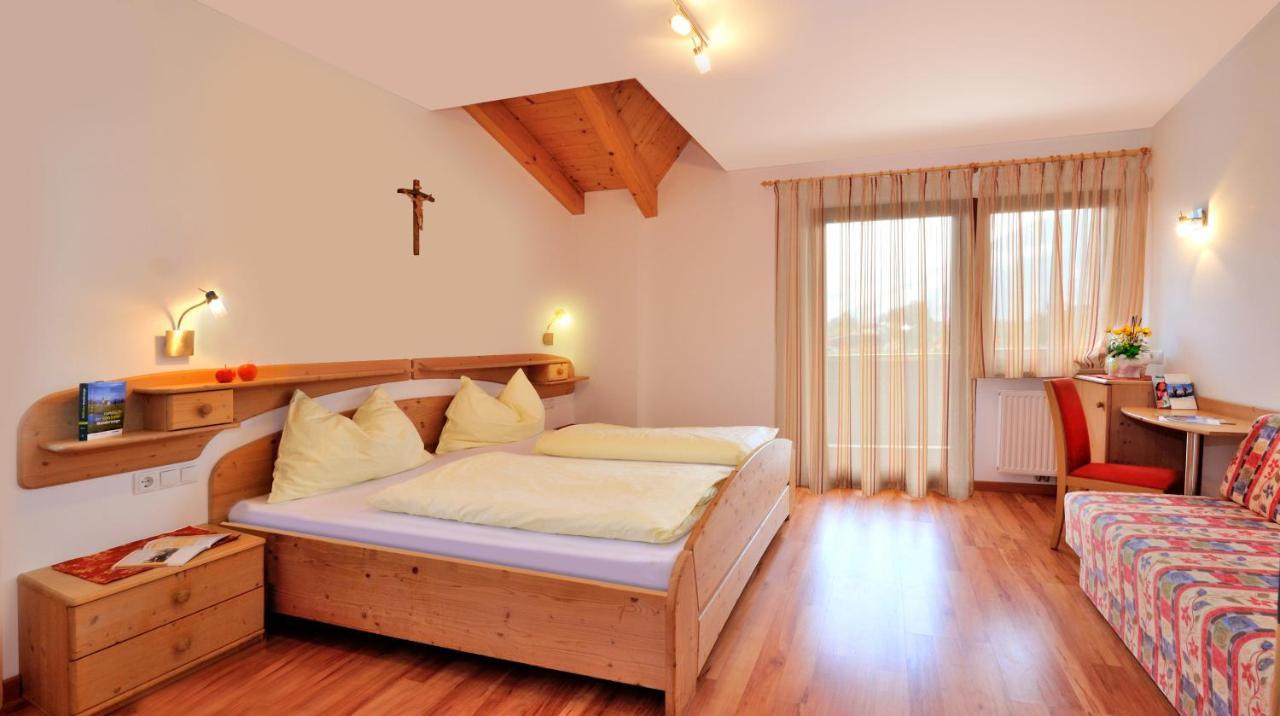 Appartamento Stoanpeppelehof Fiumes Esterno foto