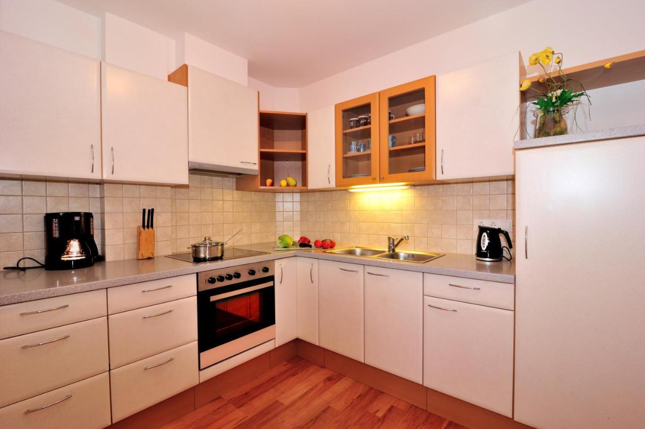 Appartamento Stoanpeppelehof Fiumes Esterno foto